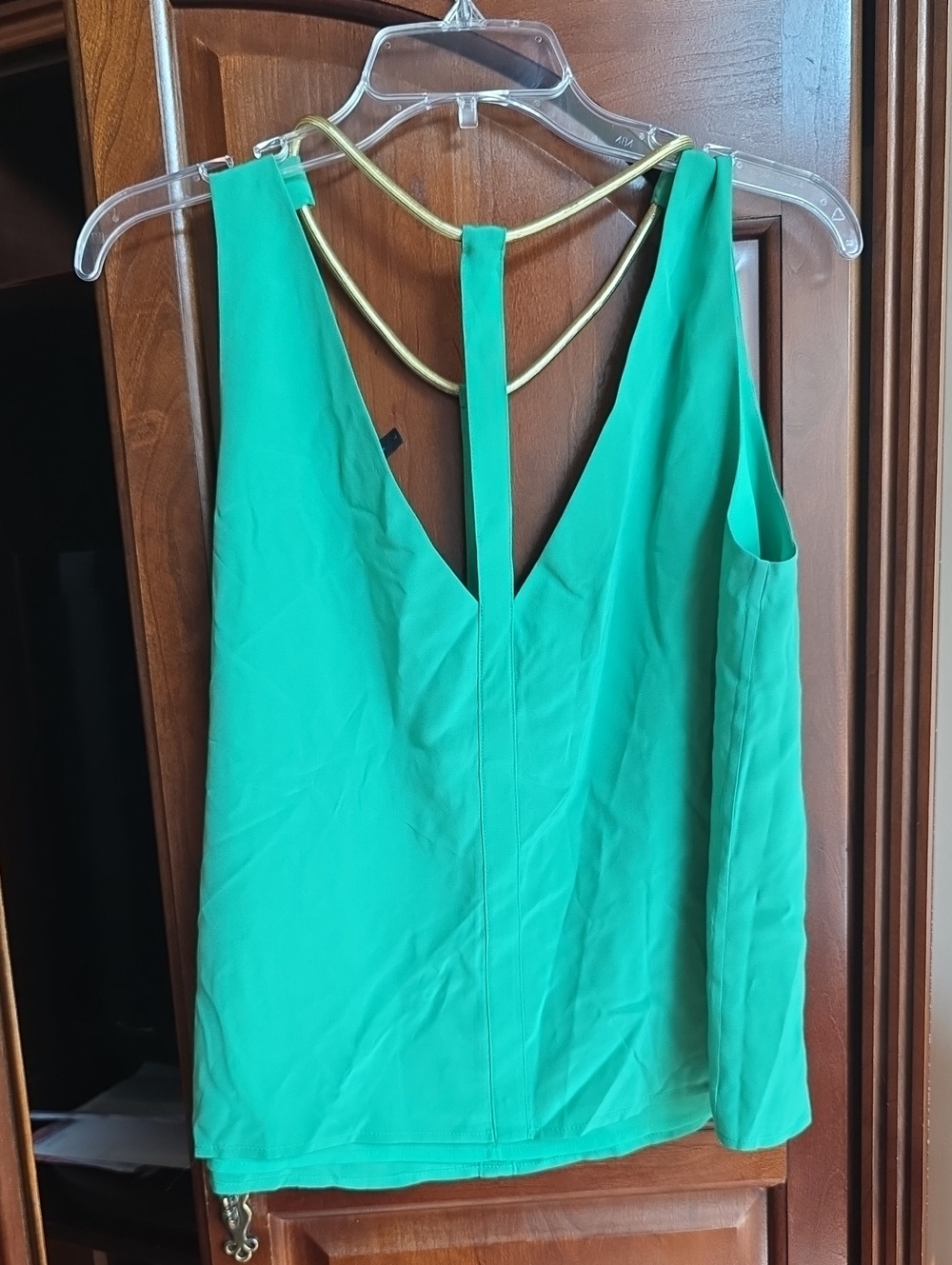 BCBGMaxAzria Sleeveless V-Neck Top with Gold Strap Detail Lg - Picture 3 of 5